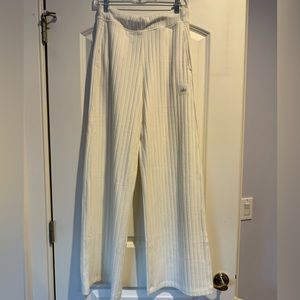 Alo lounge pants